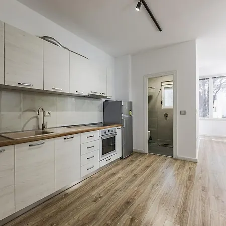 Walk 1br By Pikhost Appartement